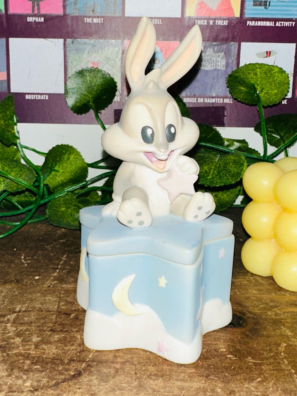 Vintage Warner Bros Looney Tunes Baby Bugs Bunny 90’s Celestial Trinket Box Rare